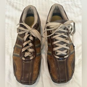 EUC Skechers Urban Track Tao 60449 Brown Leather Casual Shoes Mens Size 10.5 M